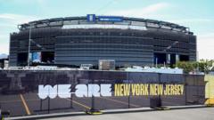 A bit 'blah' or a worthy host? Is MetLife right World Cup final choice?