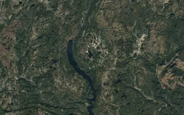 Amateur Astronomer Discovers Ancient Meteorite Impact Using Google Maps