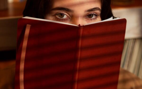أفضل روايات غموض وتشويق ذات نهايات صادمة