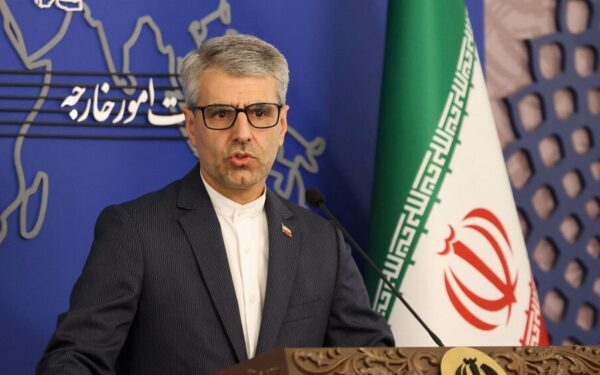 إيران تؤكد استمرار تبادل الرسائل مع الولايات المتحدة عبر الوسطاء
