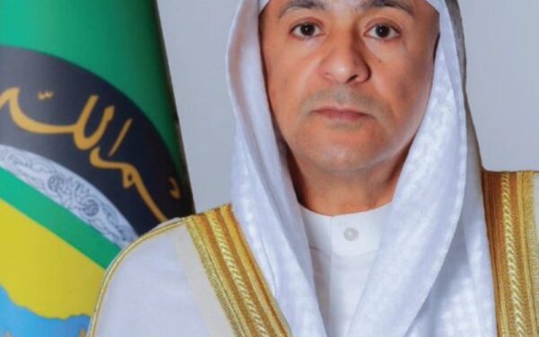 البديوي: استهداف الحوثيين للمنطقة الجنوبية بالمملكة عمل إرهابي يستوجب موقفًا دوليًا حازمًا ورادعًا