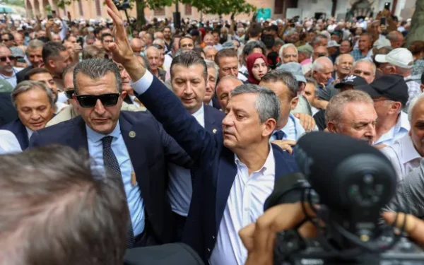 «الحزب الجديد»… رهان أوزيل لإعادة تشكيل المعارضة التركية