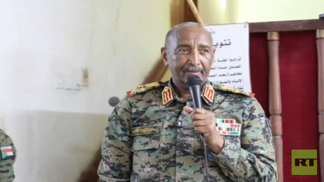 السودان.. البرهان يتعهد بطرد "قوات الدعم السريع" والتصدي للتهديدات الخارجية (فيديو)