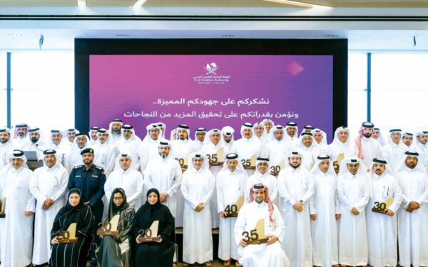 الطيران المدني يكرم قدامى الموظفين
