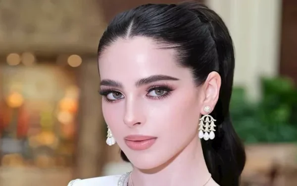 بالأحمر الناري.. فاطمة بوش تتألق بإطلالة جريئة