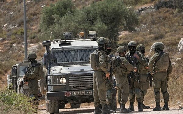 بعد تمردهم وانسحابهم من قاعدة عسكرية.. الجيش الإسرائيلي يعاقب جنودًا من لواء "جفعاتي" بالسجن