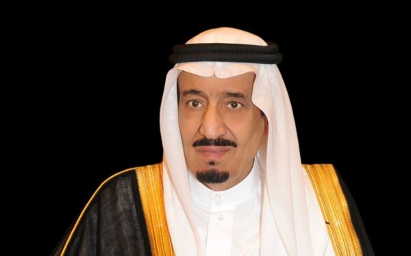 خادم الحرمين يصدر عدداً من الأوامر الملكية بإعفاءات وتعيين وزراء ومسؤولين