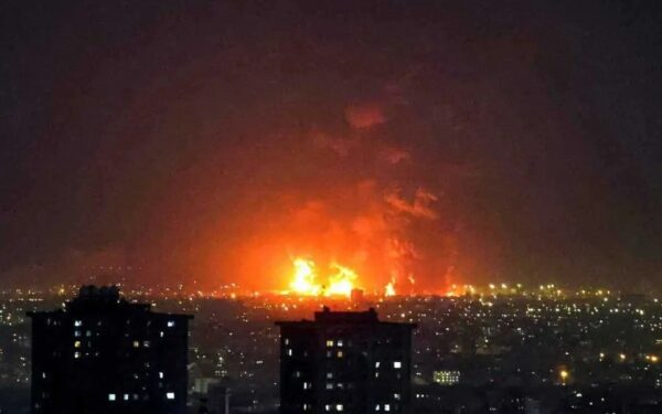 سماع دويّ انفجارات بجزيرة قشم الإيرانية في مضيق هرمز