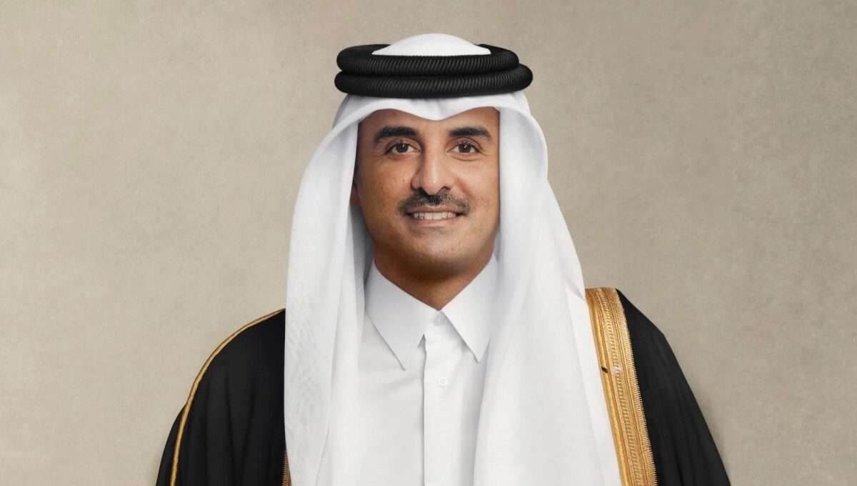 سمو الأمير يهنئ ملك المغرب