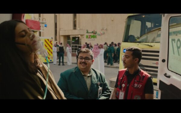 قبل طرحه بالسينمات.. تعرّف إلى قصة الفيلم السعودي "عكس سير"