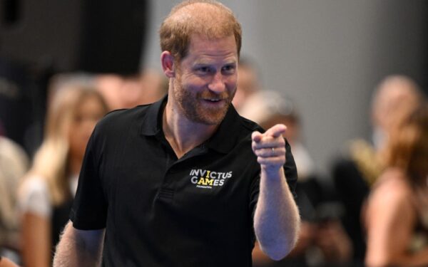 لقاء طال انتظاره.. الأمير آرتشي والأميرة ليليبيت يجتمعان بالملك تشارلز لأول مرة منذ 4 سنوات