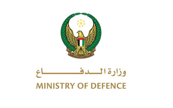 وزارة الدفاع الإماراتية: الدفاعات الجوية تتعامل مع هجمات صاروخية ومسيرات قادمة من إيران