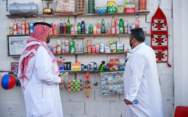 يستمر 4 أيام.. انطلاق فعاليات مهرجان سوق المزارعين في طريف