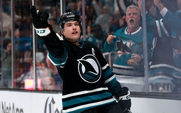 Macklin Celebrini on Sharks contract talks, Sidney…