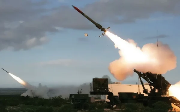 Saudi coalition says it foils Houthi ballistic missile attack