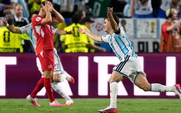 Transfer rumors, news: Arsenal step up move for Ar…