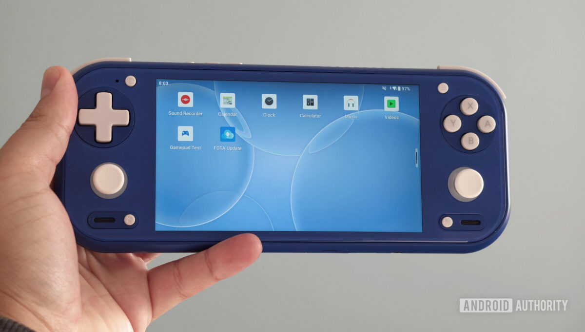 ANBERNIC’s Switch Lite clone launches today for under $150