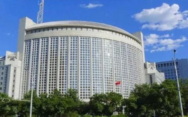 China takes action against more than 100 Filipinos over illegal work, residence
