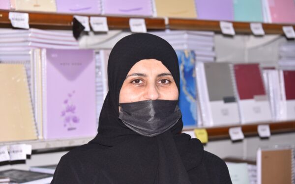 أسواق المستلزمات المدرسية تنتعش.. وتفضيل «الجملة» لخفض التكاليف
