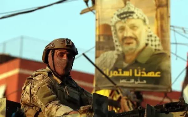 إيران تضع سلاح «حماس» وحلفائها في لبنان في سلة عتاد «حزب الله»