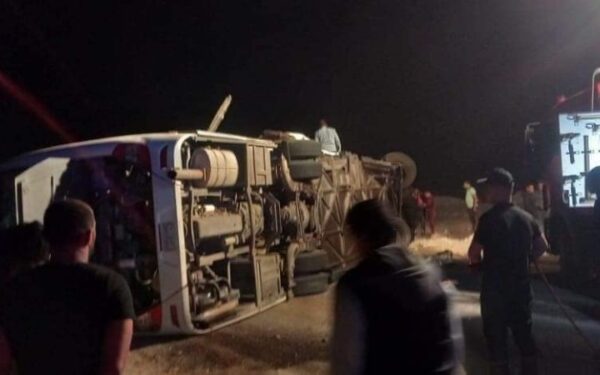 البرازيل.. تصادم بين حافلة وشاحنة يسفر عن 21 قتيلًا على الأقل