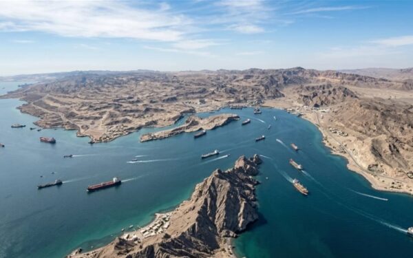 الحرس الثوري الإيراني: أمريكا عرقلت التفاوض مع عُمان ما أدى لتأخيره