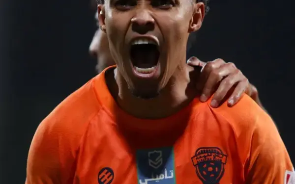 الدوري السعودي: فينيسيوس يقود الفيحاء لفوز مثير على أبها