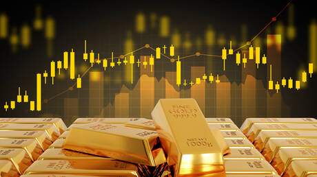 الذهب يهبط من أعلى مستوى في 3 أشهر مع ترقب بيانات أمريكية
