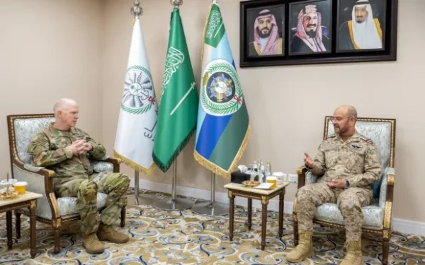 السعودية وأميركا تبحثان تطوير التعاون الدفاعي