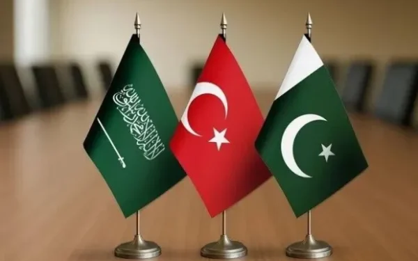 السعودية وتركيا وباكستان توقع «اتفاقية مكة للدفاع المشترك»
