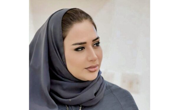 الفنانة هنادي الدرويش لـ "الشرق": &laquo;ذاكرة الزهور&raquo; تستعيد حواراً بين الماضي والحاضر