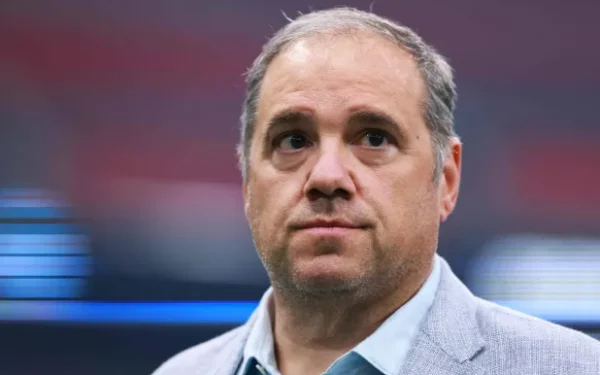 الكندي مونتاغلياني يبرز مرشحاً توافقياً لمنافسة إنفانتينو على رئاسة «فيفا»