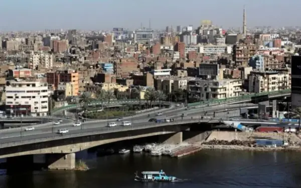 تسرب من تكييف سيارة يتسبب في وفاة أسرة بالقاهرة
