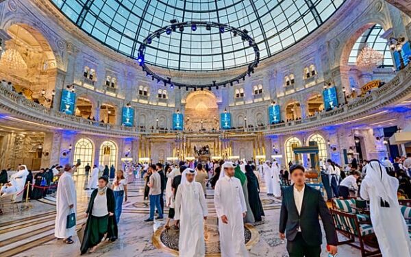 ثروات عطرية: طيب الحزم في الدوحة يخطط لأول ظهور في لندن وسط صعود العطور الخليجية