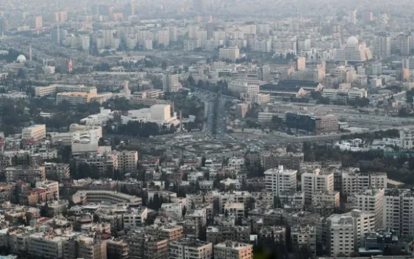 جرحى بانفجار عبوة ناسفة في حافلة لقوى الأمن الداخلي قرب دمشق