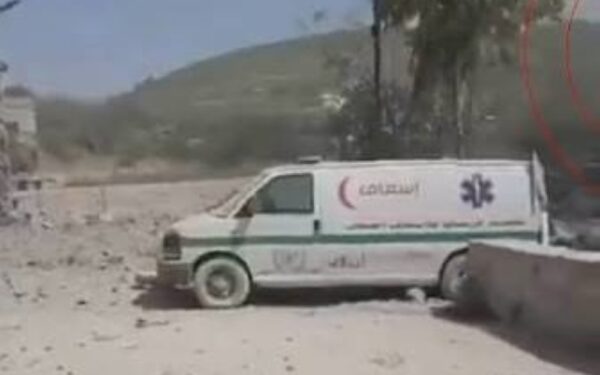 جريحان في غارة إسرائيلية على جنوب لبنان واستهداف سيارة إسعاف