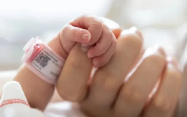 حقنة فيتامين «ك» تحمي حديثي الولادة من نزف الدماغ