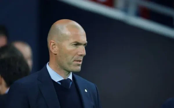 زيدان يستعين برجاله السابقين في ريال مدريد… وبارتيز مدرباً لحراس فرنسا