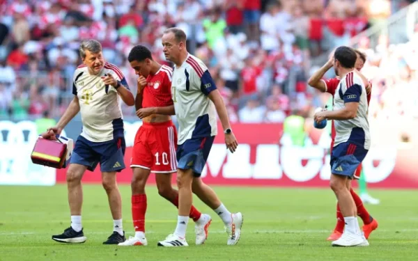 سقوط موسيالا يُلقي بظلاله على فوز بايرن الودي على لايبزيغ