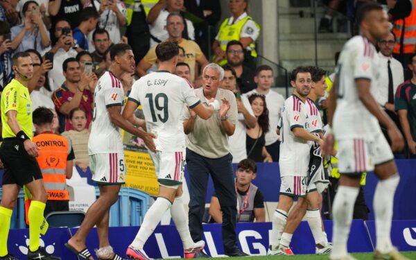 صفقة صيفية تنقذ مورينيو.. ريال مدريد يعود بانتصار قاتل من كتالونيا | كووورة
