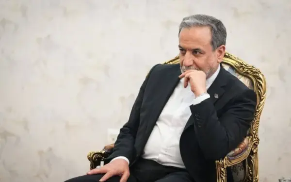 عراقجي: محادثات عُمان وباكستان ركزت على «حلول إقليمية»