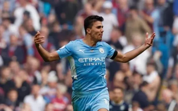 مان سيتي يرفض عرضاً من برشلونة لضم رودري