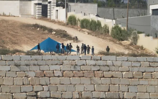 مستوطنون يحاصرون منازل فلسطينيين في قصرة… وواشنطن تضغط على نتنياهو للتنديد