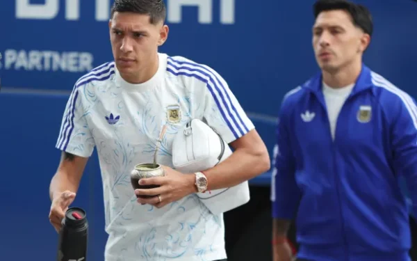 مولينا يودّع «أتلتيكو مدريد» بعد اقتراب انتقاله مع روما