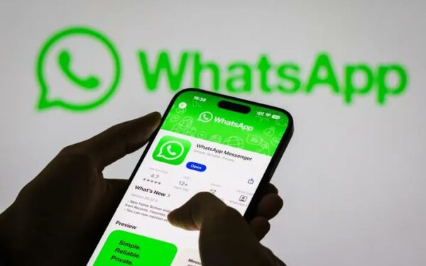 واتساب يعلن عن وجود خلل تقني مفاجئ عطل حسابات المستخدمين