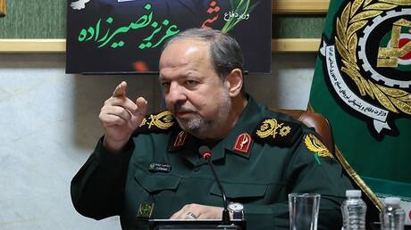 وزير الدفاع الإيراني يوجه رسالة إلى "الدول الساعية لشراء الأمن والتفوق العسكري المستورد"