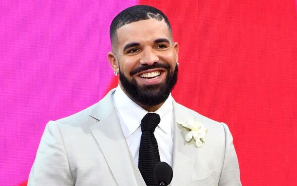 Drake Mounts A Huge Chart Comeback After Future’s Songs Disappear