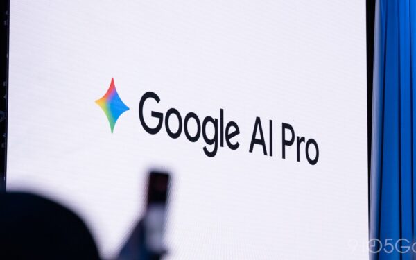 Google rolling out new gradient AI ring for subscribers on Android, web