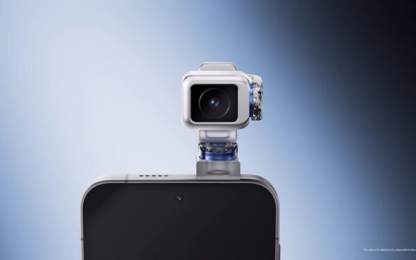 Honor launches its long-awaited Robot Phone and yes it can wiggle at you