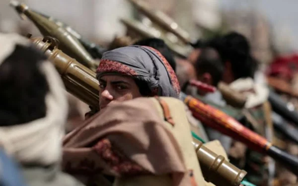Houthis vow to continue attacks on Saudi ships and military sites